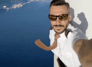 This Pilot Takes Mid-Flight Selfies, But They Are Not As Dangerous As They Look