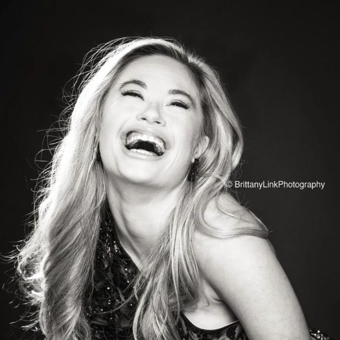 first-woman-down-syndrome-compete-miss-usa-state-pageant-mikayla-holmgren-4-5a1d13dcba35e__700