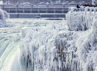 Niagara Falls Looks Incredible During Cold Days – See Pics