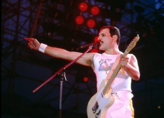 Heathrow Baggage Handlers Celebrated Freddie Mercury’s 72nd Birthday