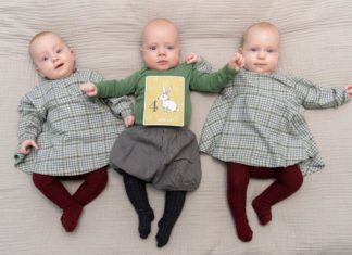 Mother of Triplets Candidly Shows Her Postpartum Body