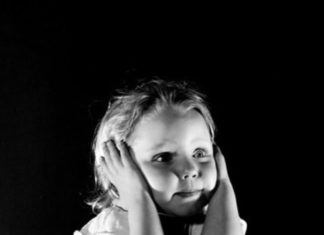 Magician Captures Children’s Reaction While Watching Magic