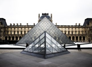 Airbnb is Offering The Chance to Spend a Night in the Louvre