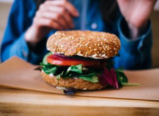 This is How the Iconic New York Bagel is Made