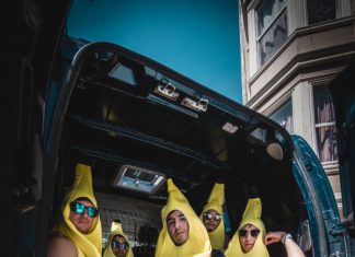 Hilarious Design Disasters and Apparel Accidents That Will Have You Rolling on the Floor Laughing